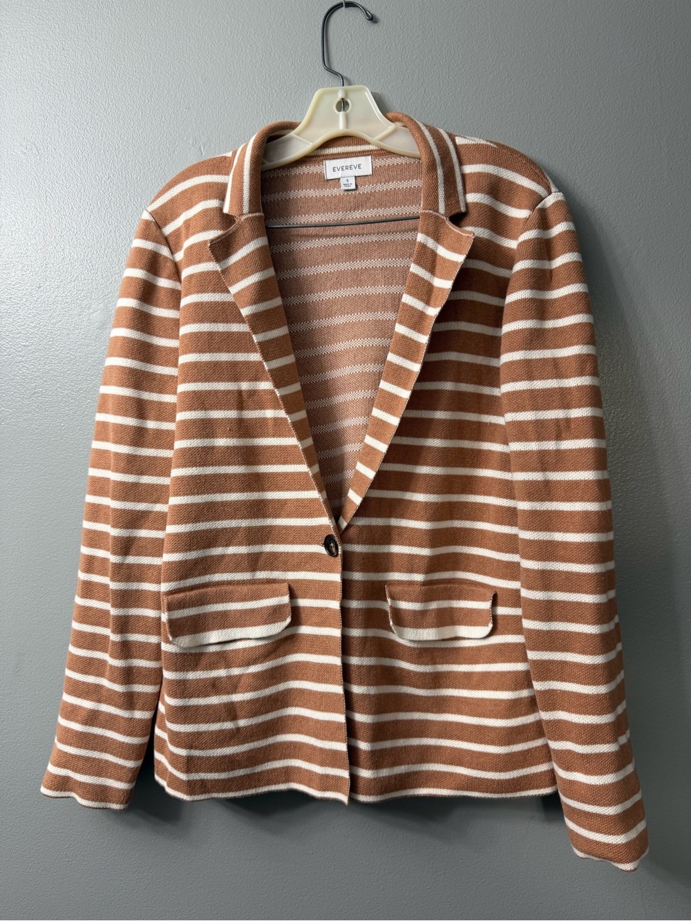 Evereve Striped Knit Blazer in Camel and White small
